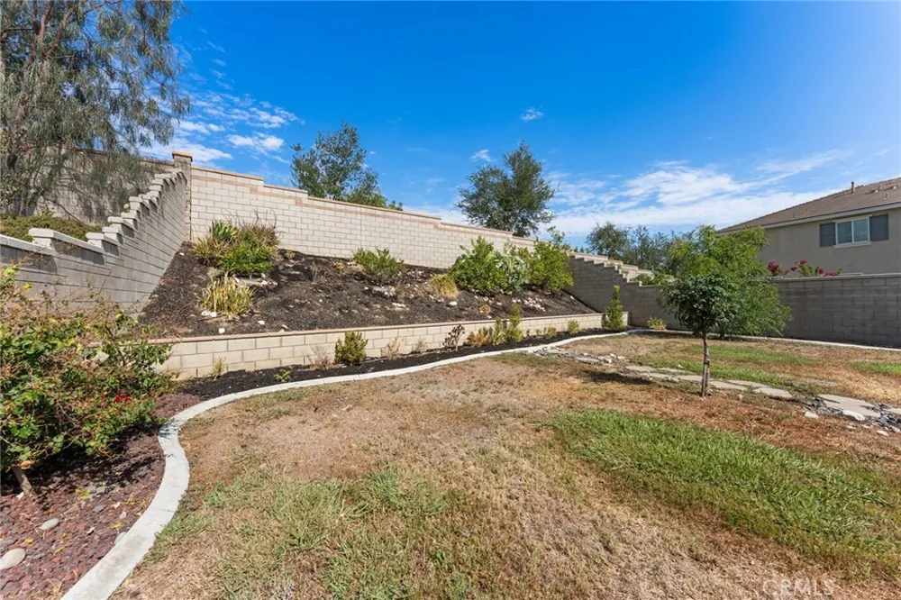 6826 Meander Way Jurupa Valley, CA 91752