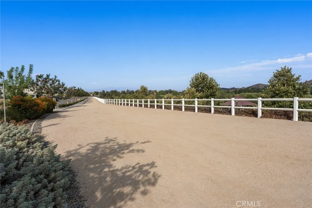 6826 Meander Way Jurupa Valley, CA 91752