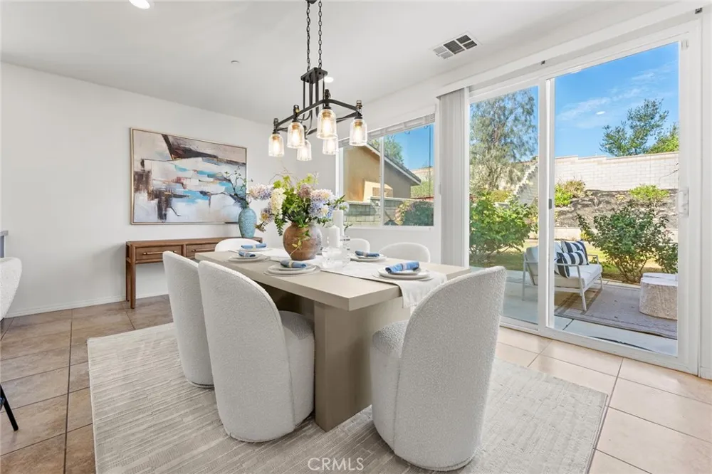 6826 Meander Way Jurupa Valley, CA 91752