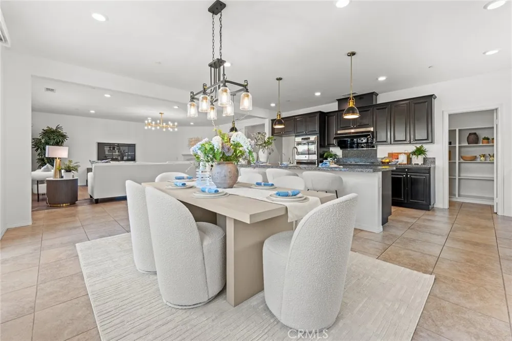 6826 Meander Way Jurupa Valley, CA 91752