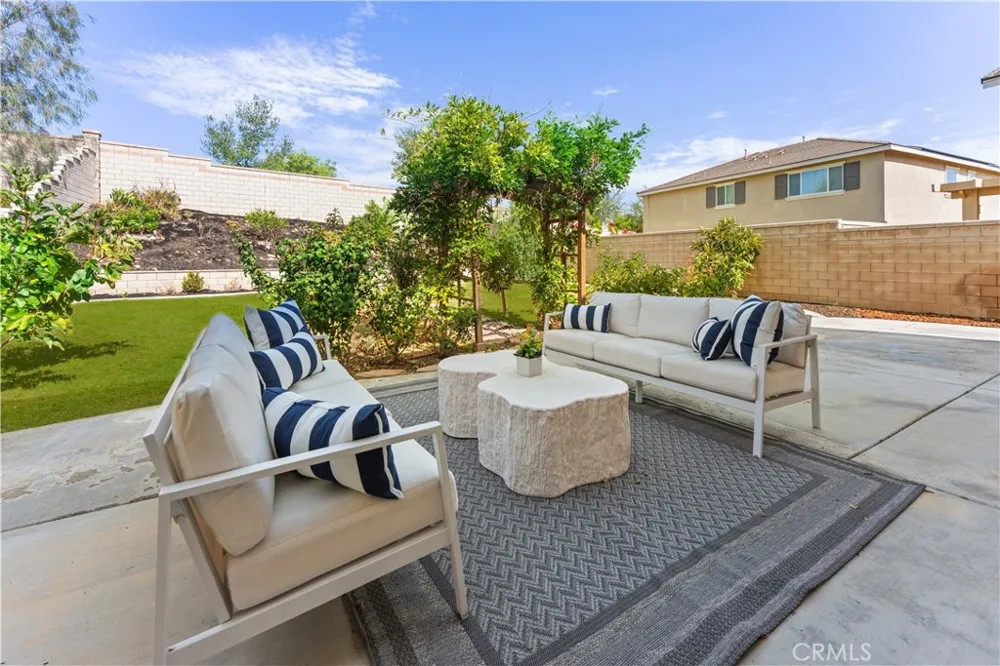6826 Meander Way Jurupa Valley, CA 91752