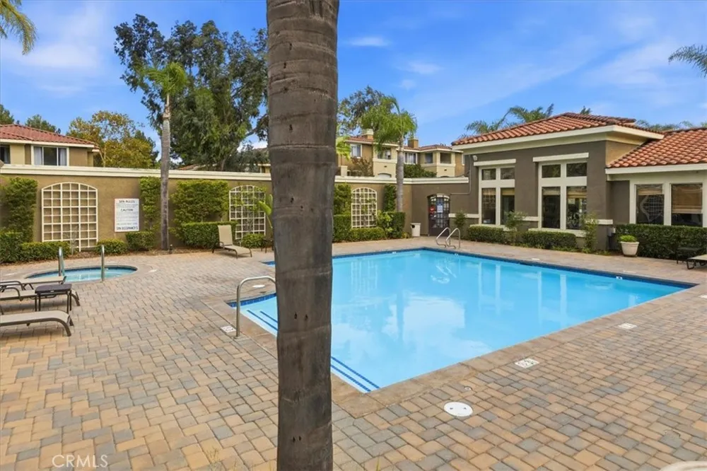 22681 Oakgrove #426 Aliso Viejo, CA 92656