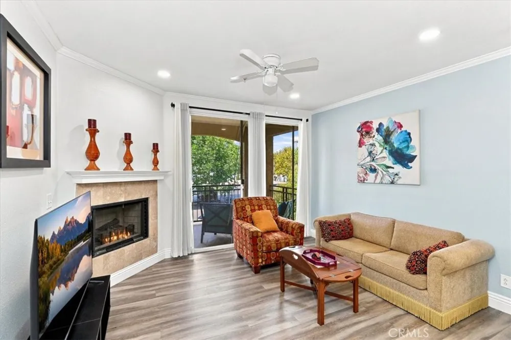 22681 Oakgrove #426 Aliso Viejo, CA 92656