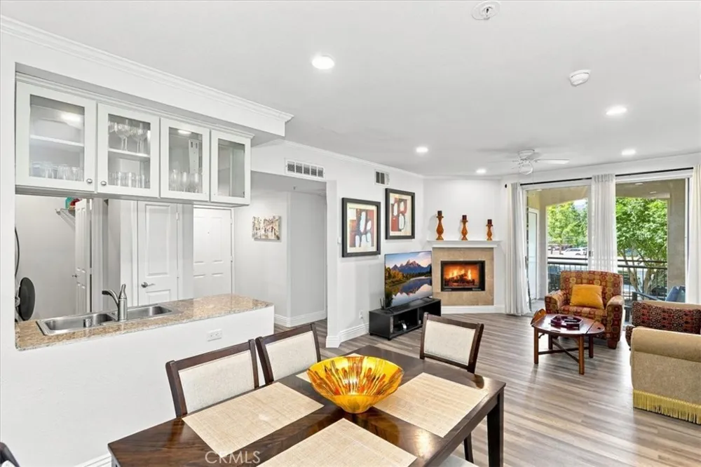 22681 Oakgrove #426 Aliso Viejo, CA 92656