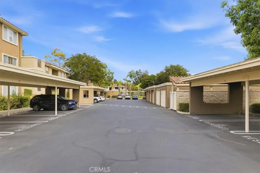 22681 Oakgrove #426 Aliso Viejo, CA 92656