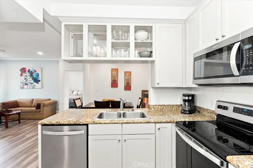 22681 Oakgrove #426 Aliso Viejo, CA 92656