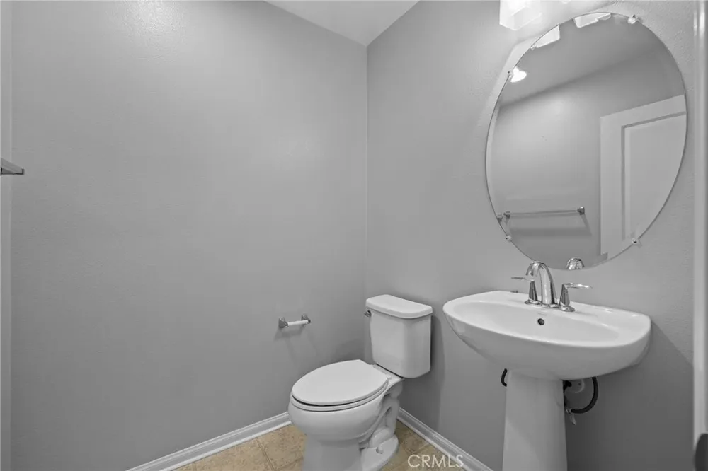 6391 Orion Court Eastvale, CA 91752