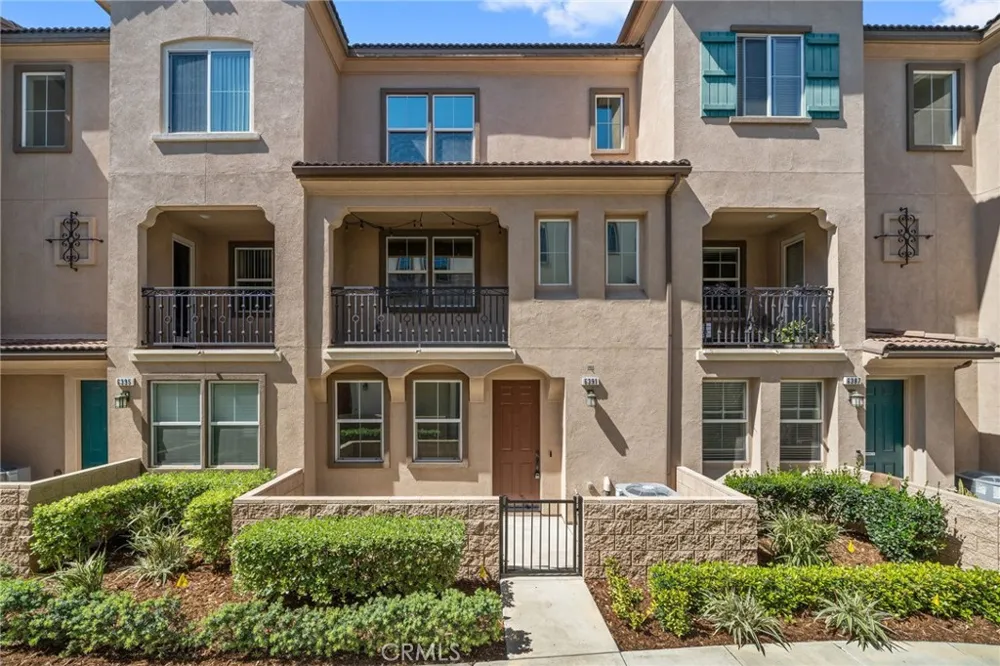 6391 Orion Court Eastvale, CA 91752