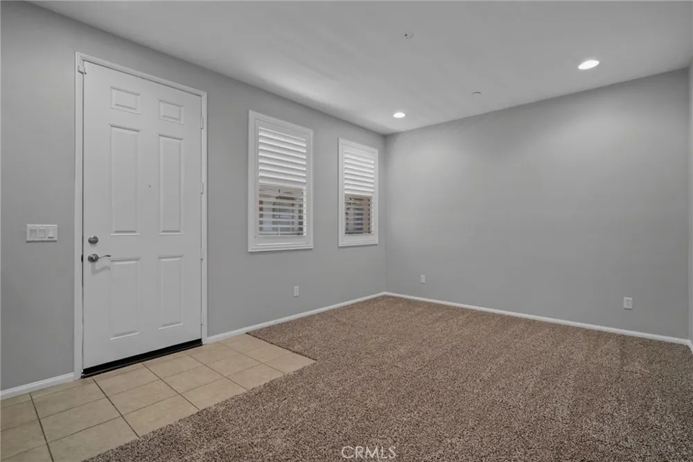 6391 Orion Court Eastvale, CA 91752
