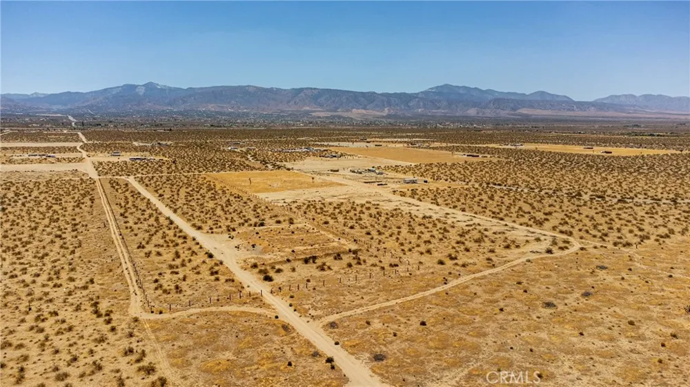 2132 South Pinon Hills, CA 92372