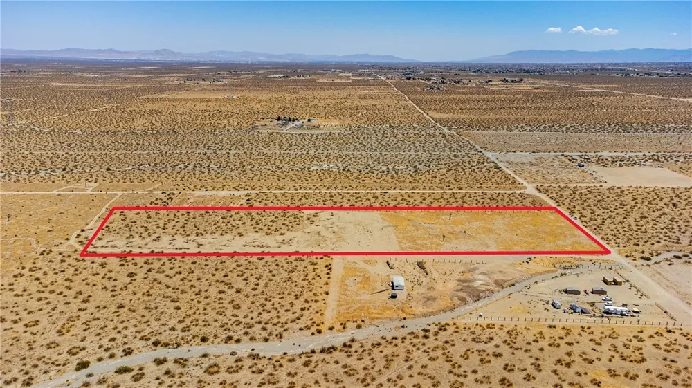 2132 South Pinon Hills, CA 92372