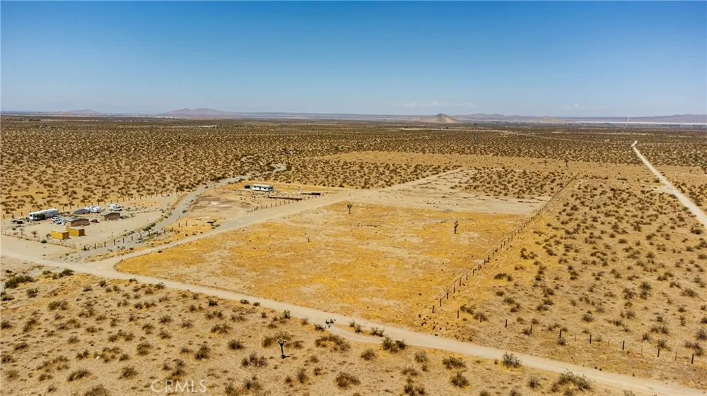 2132 South Pinon Hills, CA 92372