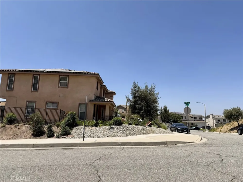 403 Aries San Bernardino, CA 92407