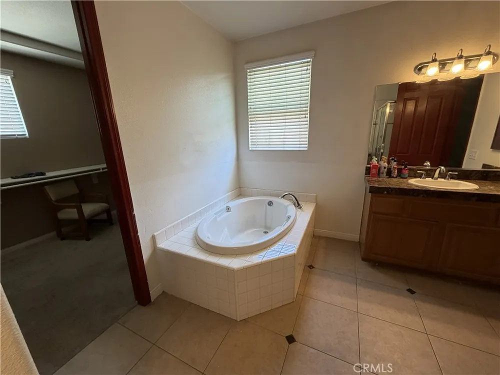 403 Aries San Bernardino, CA 92407
