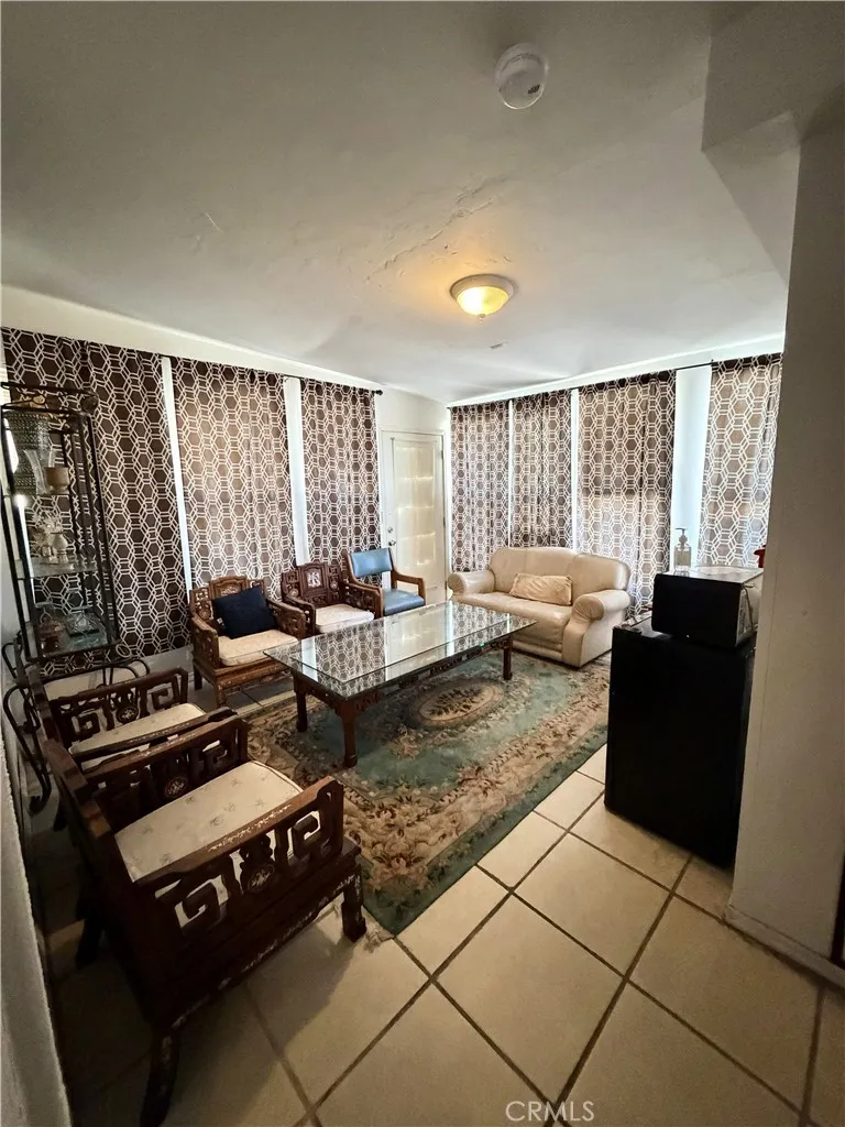 403 Aries San Bernardino, CA 92407