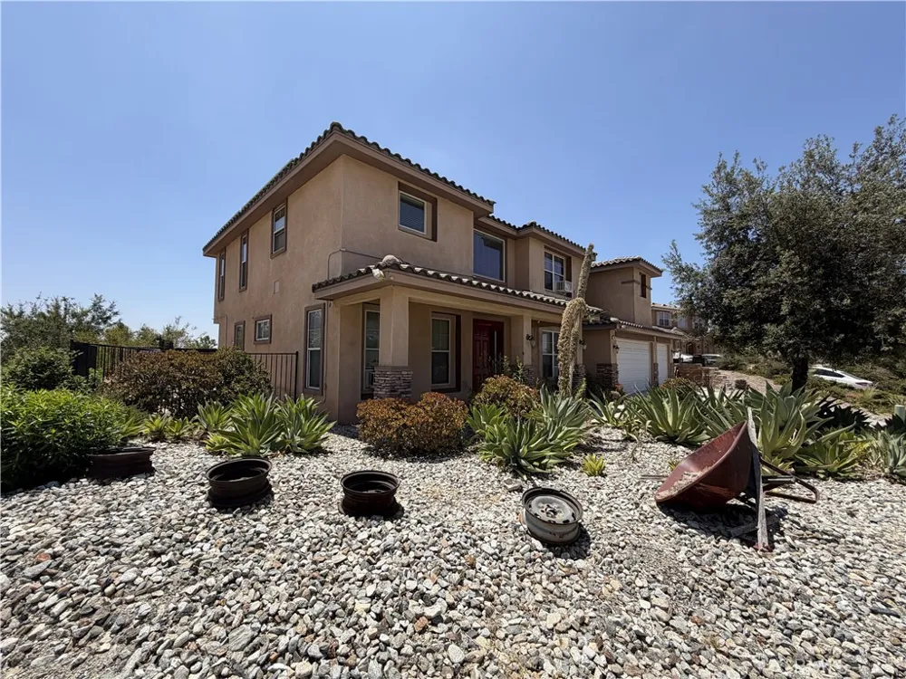 403 Aries San Bernardino, CA 92407