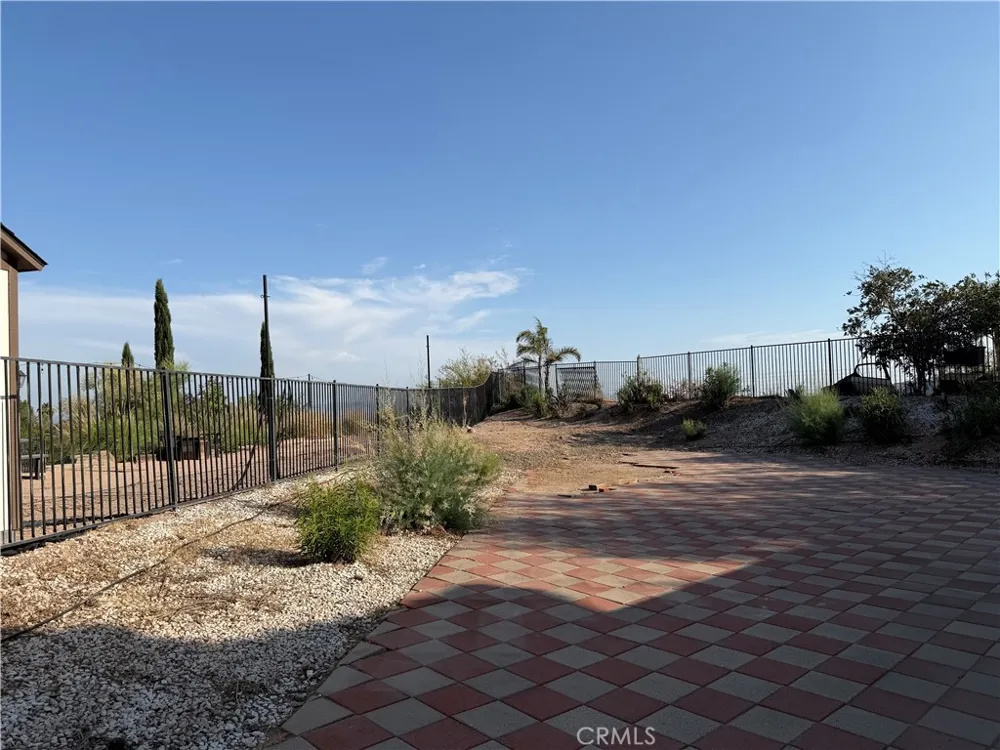 403 Aries San Bernardino, CA 92407