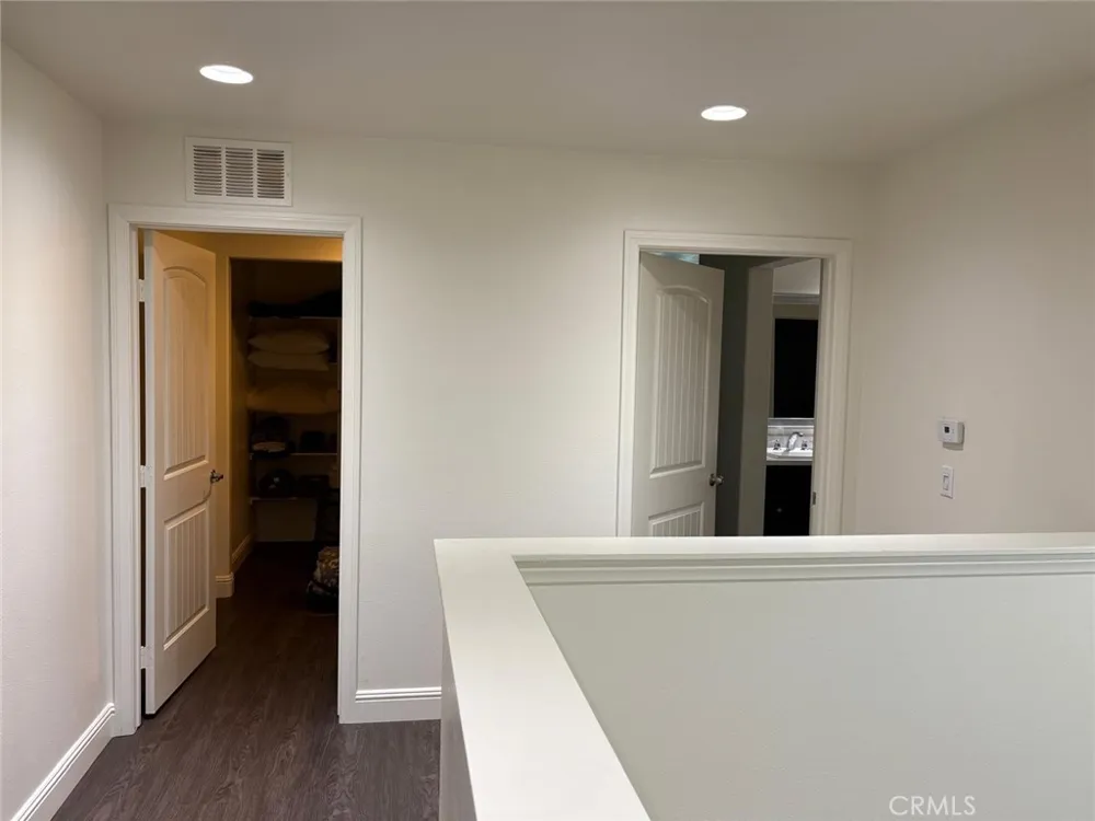 6111 Peregrine Drive Jurupa Valley, CA 91752