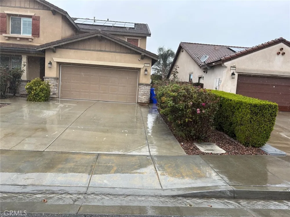 6111 Peregrine Drive Jurupa Valley, CA 91752
