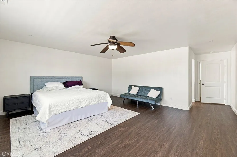 6111 Peregrine Drive Jurupa Valley, CA 91752