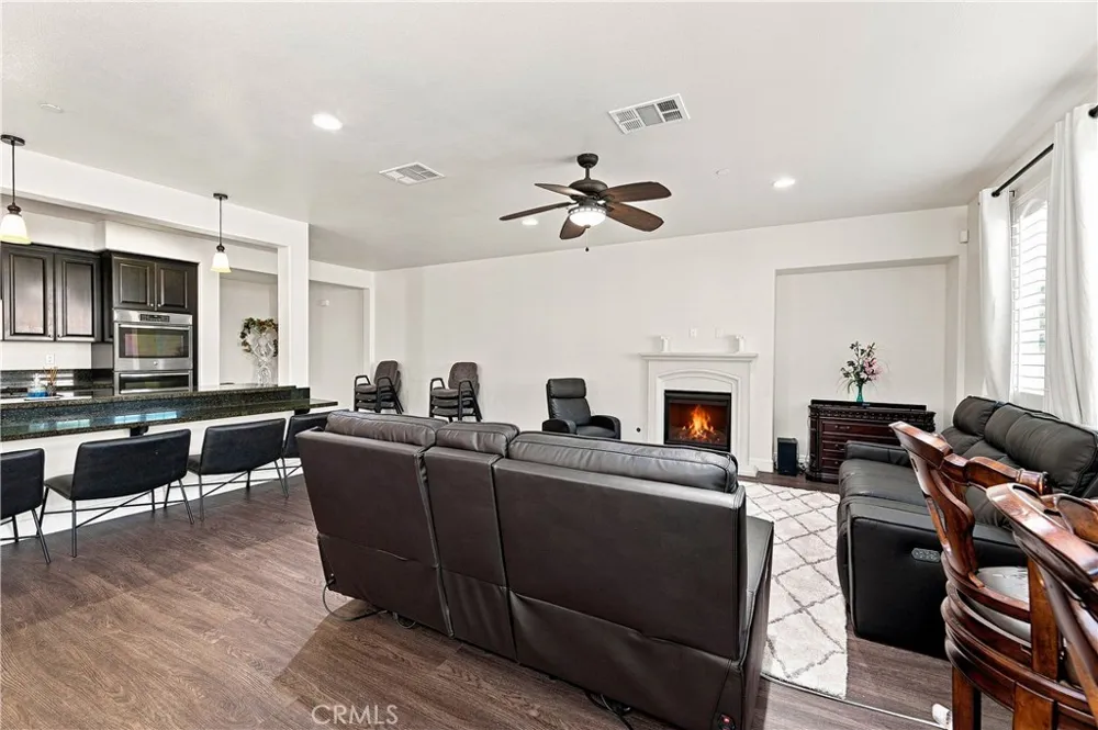 6111 Peregrine Drive Jurupa Valley, CA 91752