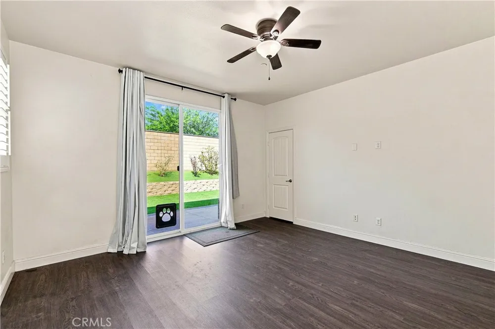 6111 Peregrine Drive Jurupa Valley, CA 91752