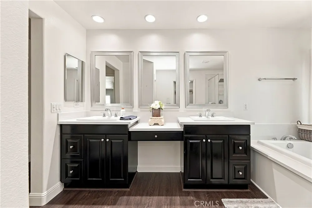 6111 Peregrine Drive Jurupa Valley, CA 91752