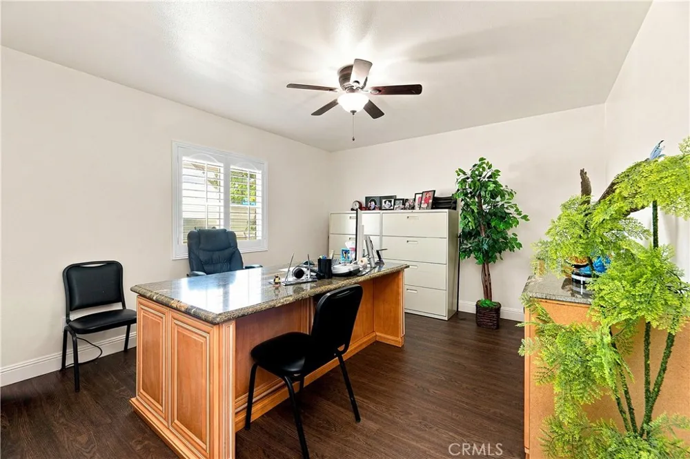 6111 Peregrine Drive Jurupa Valley, CA 91752