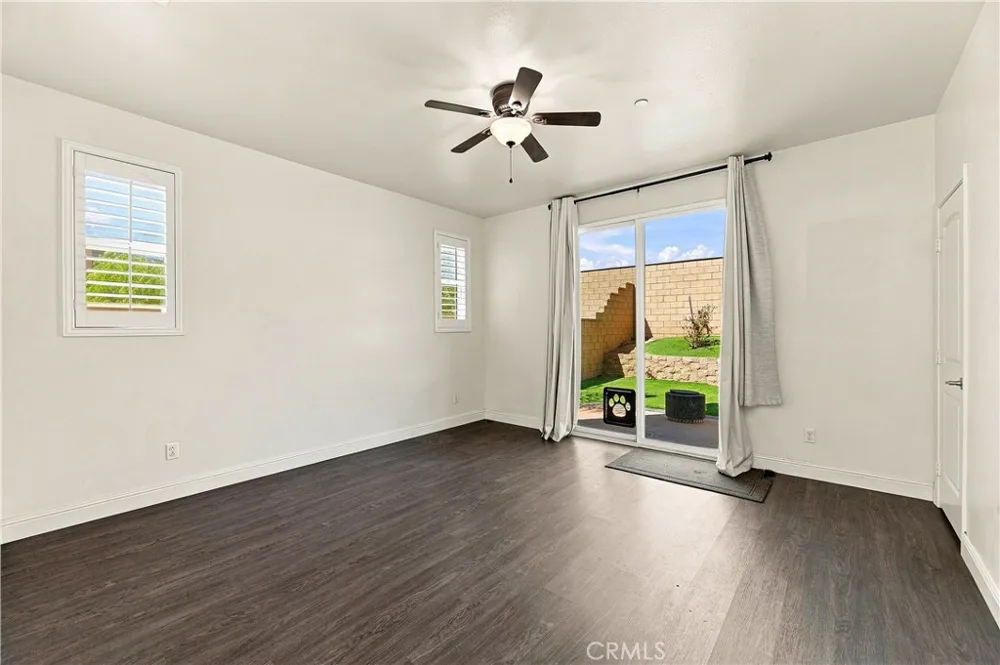 6111 Peregrine Drive Jurupa Valley, CA 91752