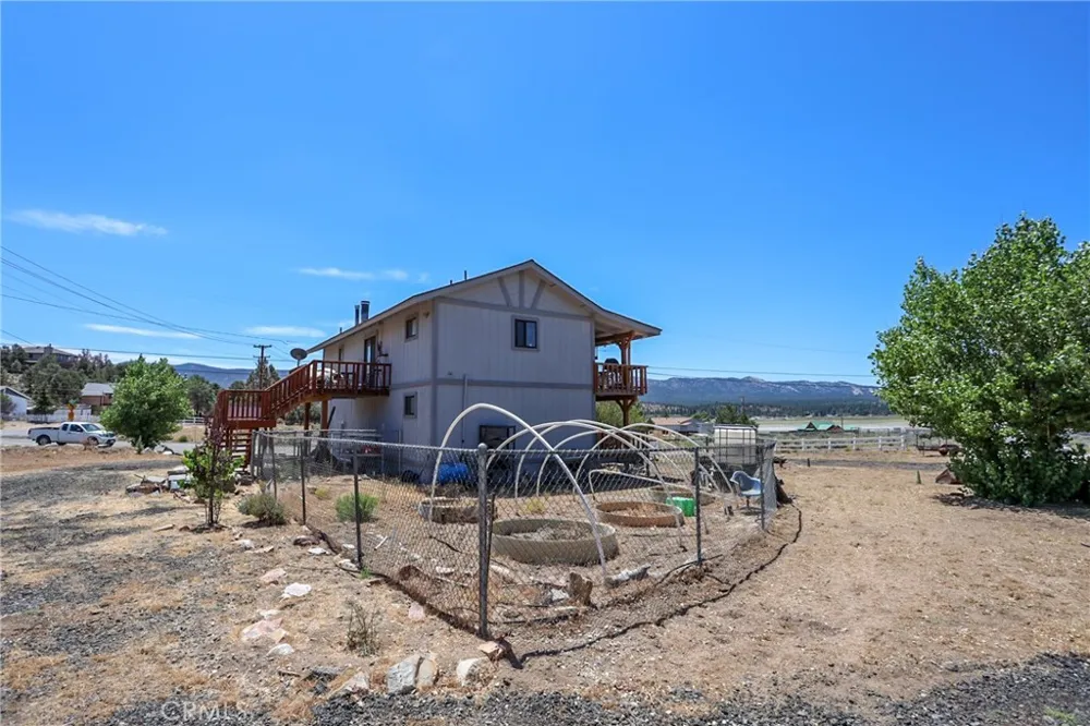 46040 Vale Big Bear City, CA 92314