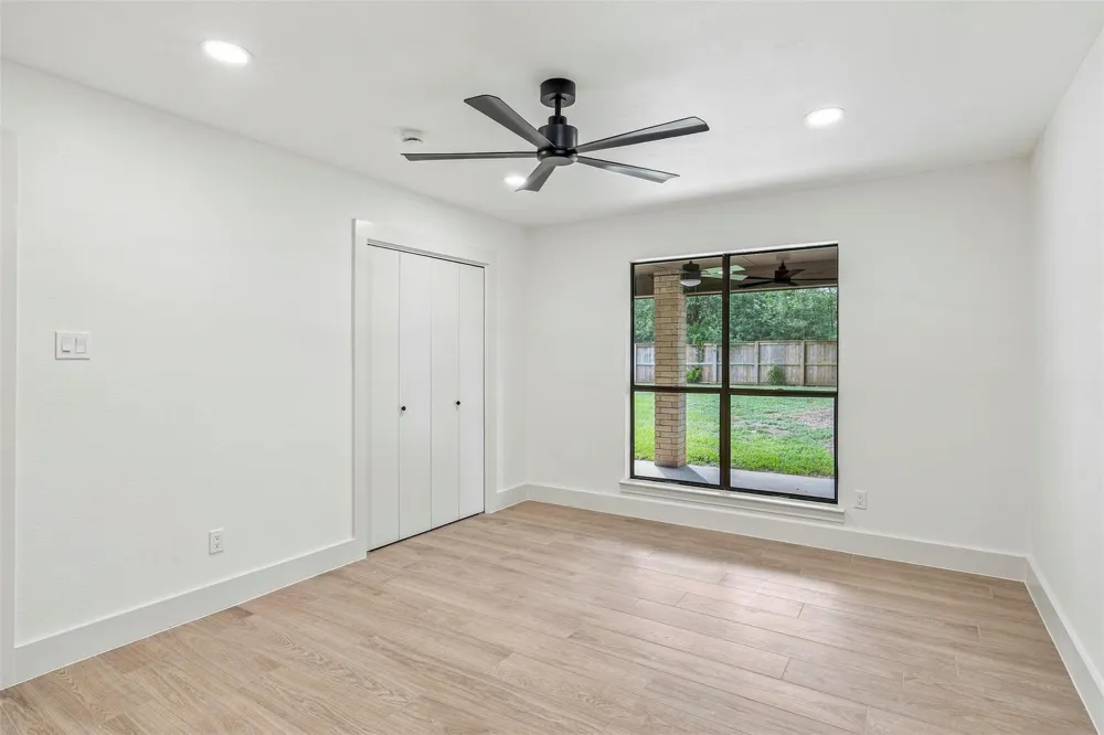 221 Montwood Seguin, TX 78155