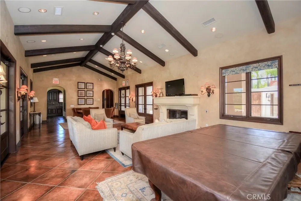 4445 Owens Corona, CA 92883
