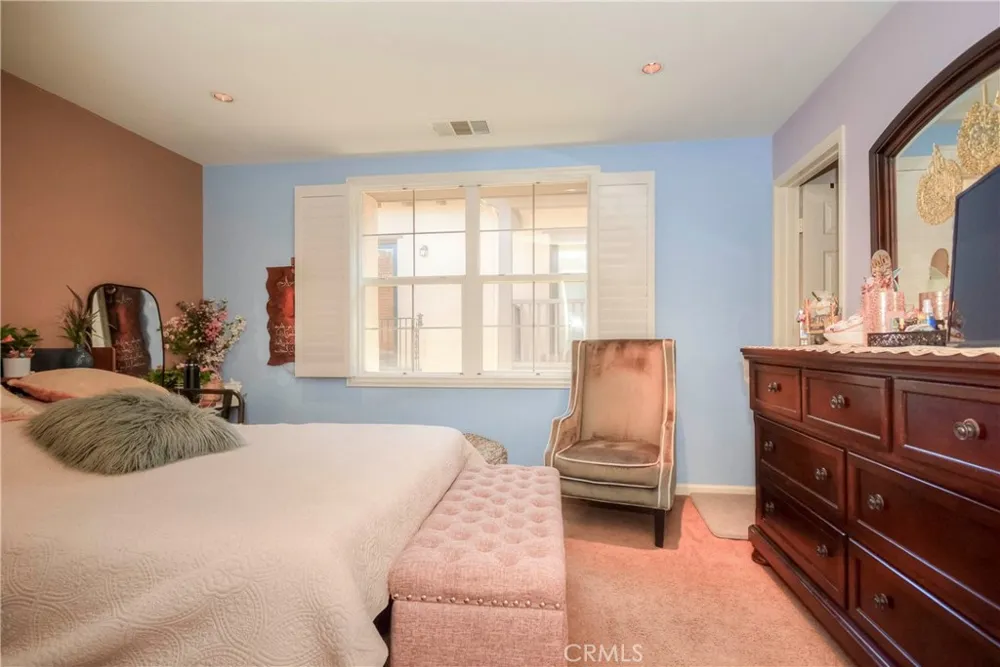 4445 Owens Corona, CA 92883