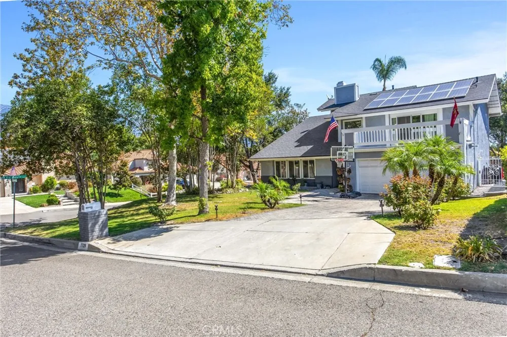 7729 Calle Bresca Rancho Cucamonga, CA 91730