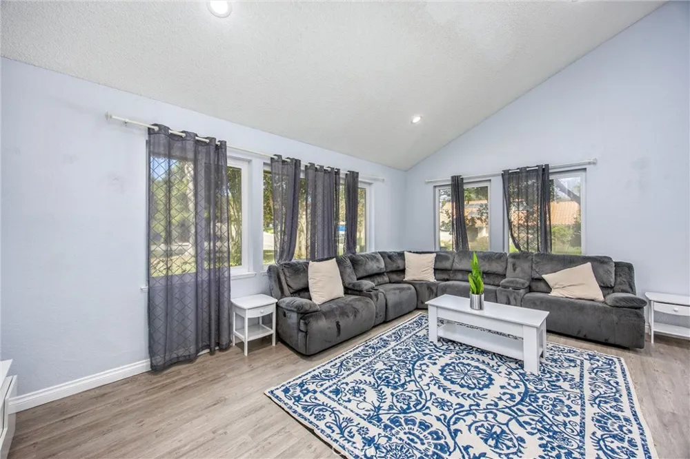 7729 Calle Bresca Rancho Cucamonga, CA 91730