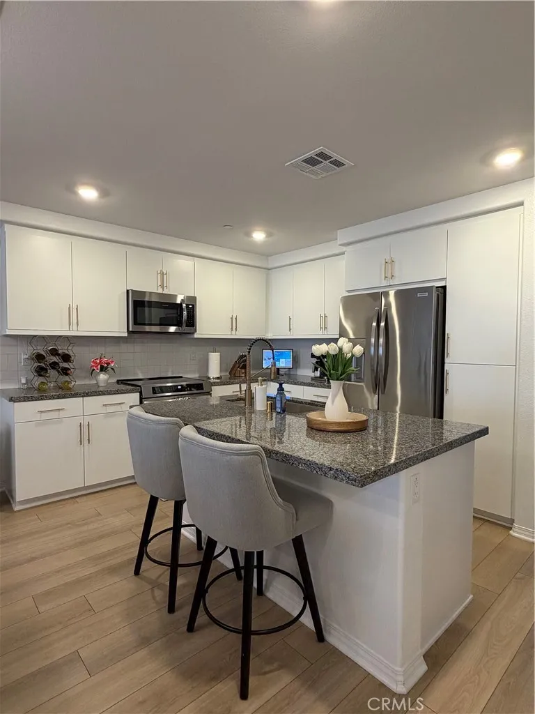 19197 Sequoia Grove Street Riverside, CA 92507