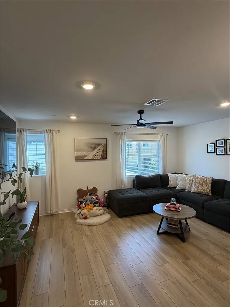 19197 Sequoia Grove Street Riverside, CA 92507