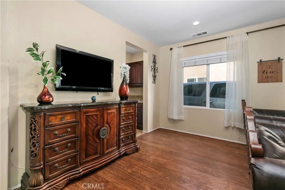 2879 Eureka Road San Jacinto, CA 92582