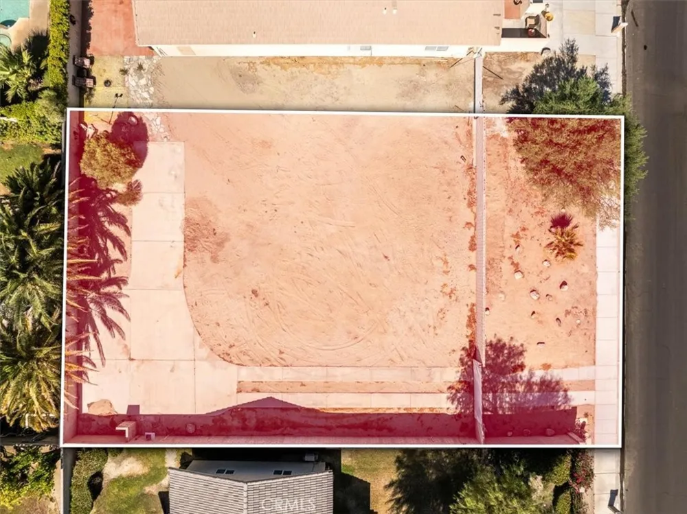 68595 Vista Chino Cathedral City, CA 92234