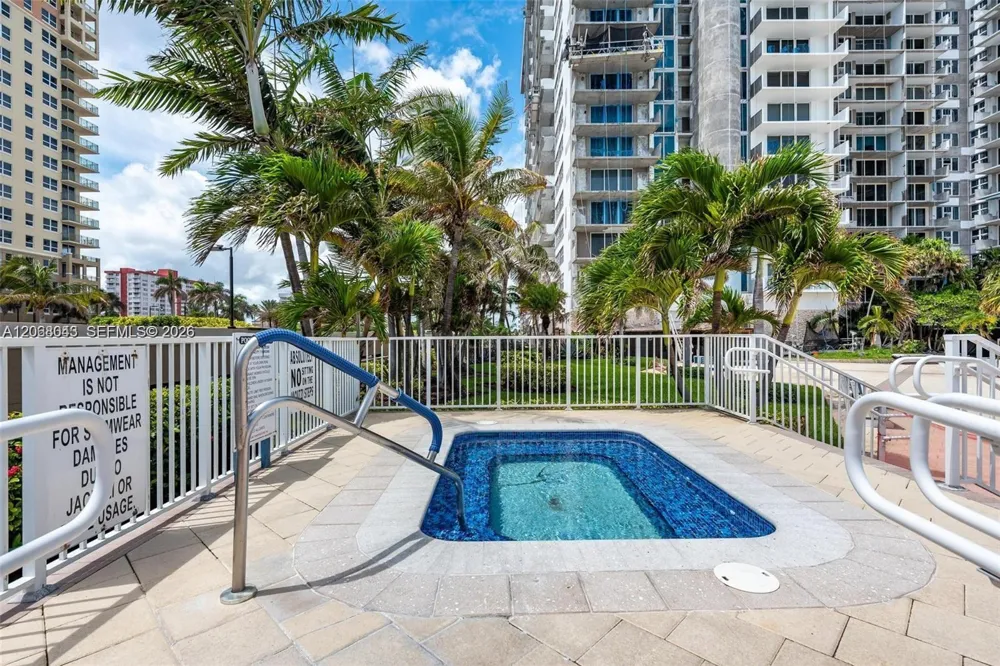 2030 S Ocean Dr #626 Hallandale Beach, FL 33009