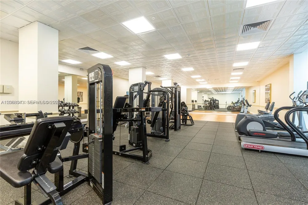 2030 S Ocean Dr #626 Hallandale Beach, FL 33009