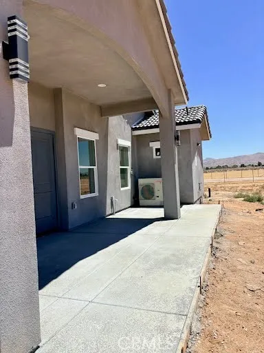 13928 Patomac Road Apple Valley, CA 92307