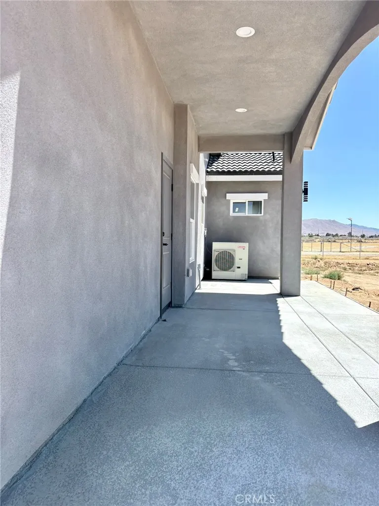 13928 Patomac Road Apple Valley, CA 92307