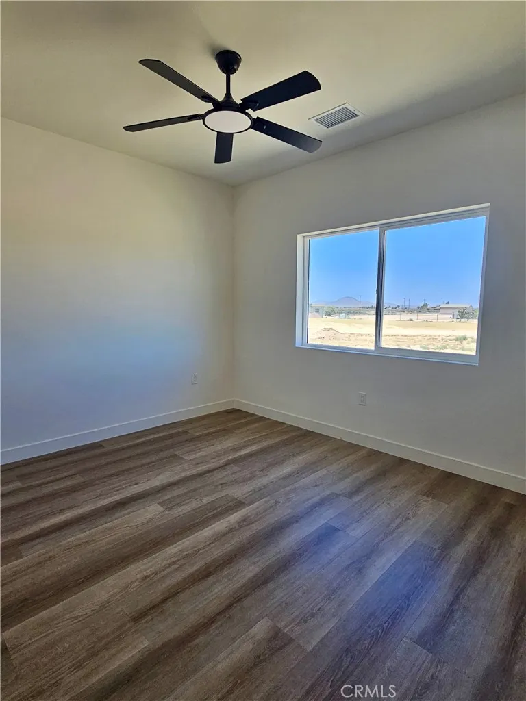 13928 Patomac Road Apple Valley, CA 92307