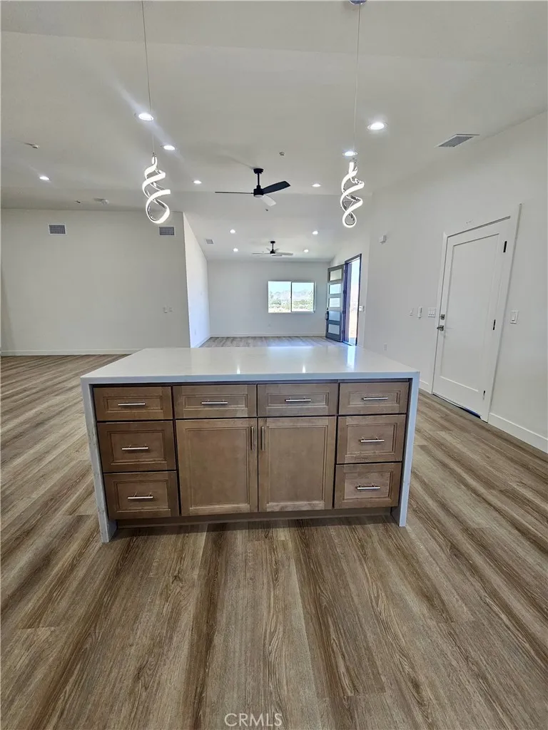 13928 Patomac Road Apple Valley, CA 92307