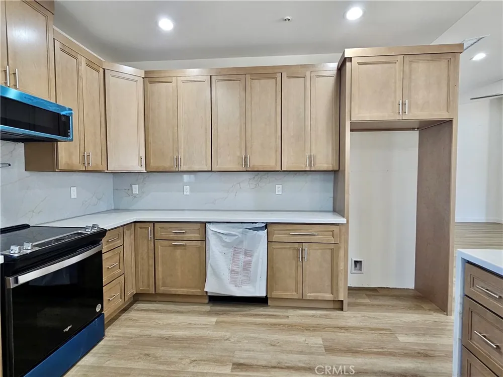 13928 Patomac Road Apple Valley, CA 92307
