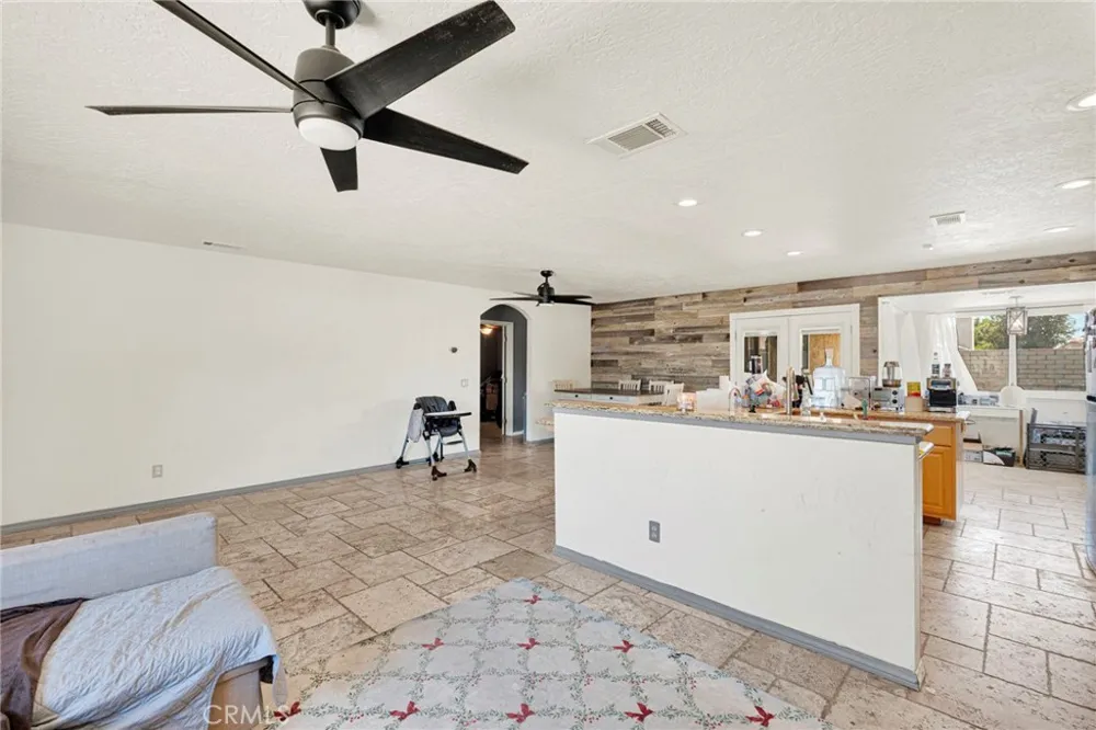 26681 Topsail Lane Helendale, CA 92342