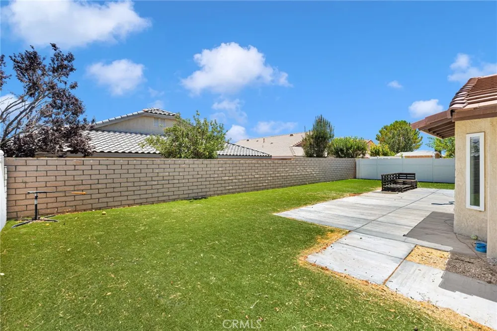 26681 Topsail Lane Helendale, CA 92342