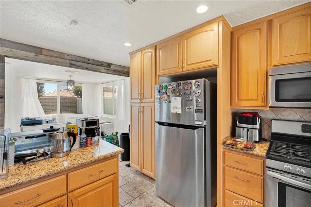 26681 Topsail Lane Helendale, CA 92342