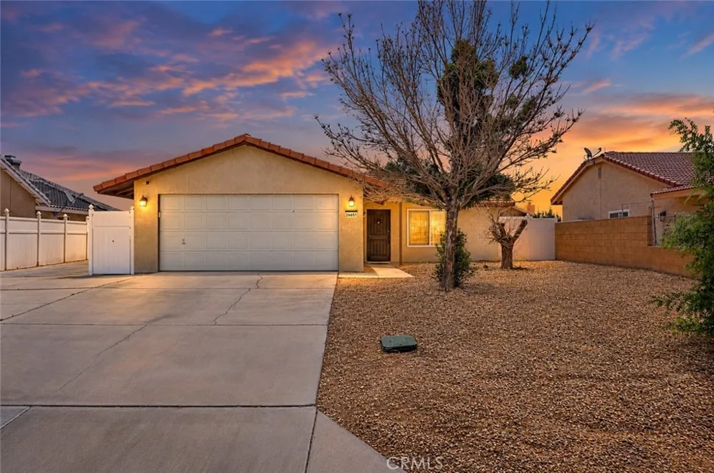 26681 Topsail Lane Helendale, CA 92342